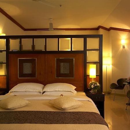 Nani Hotel Kollam Εξωτερικό φωτογραφία