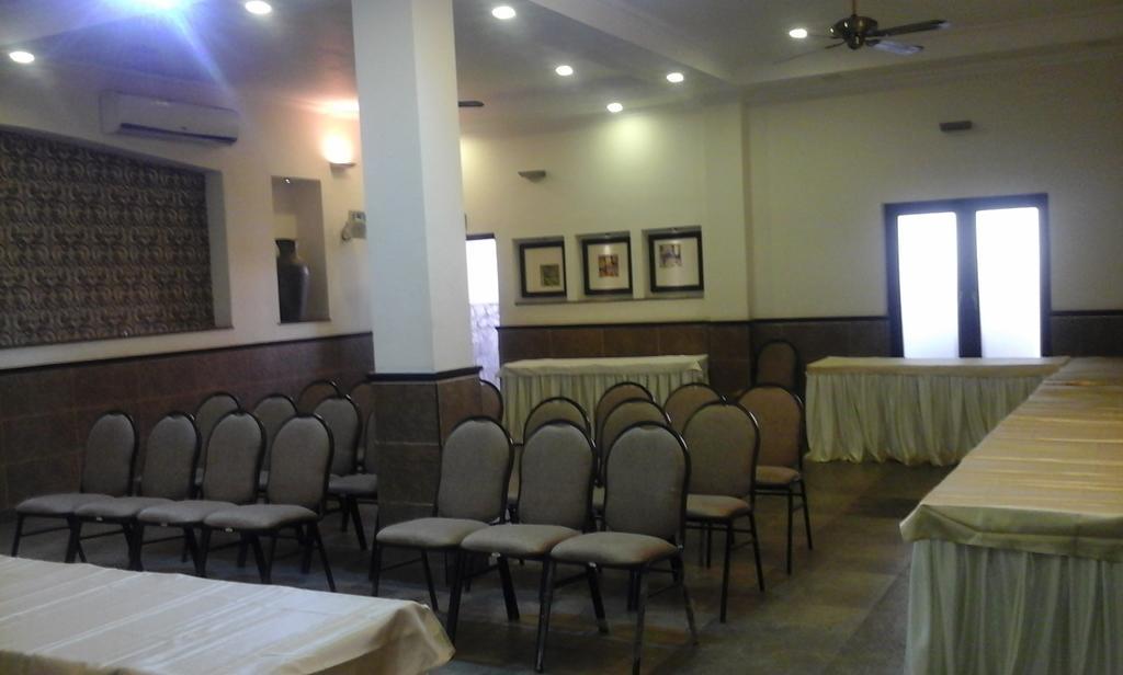 Nani Hotel Kollam Εξωτερικό φωτογραφία